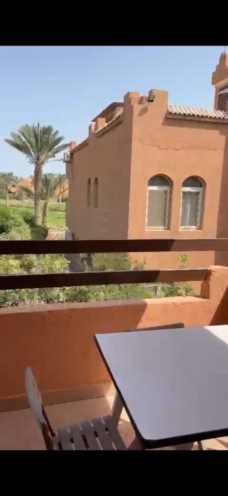 صورة 13 لـنص فيلا (دور علوي + روف) بإطلالة بحر للبيع، قرية الوادي ريزورت، العين السخنة