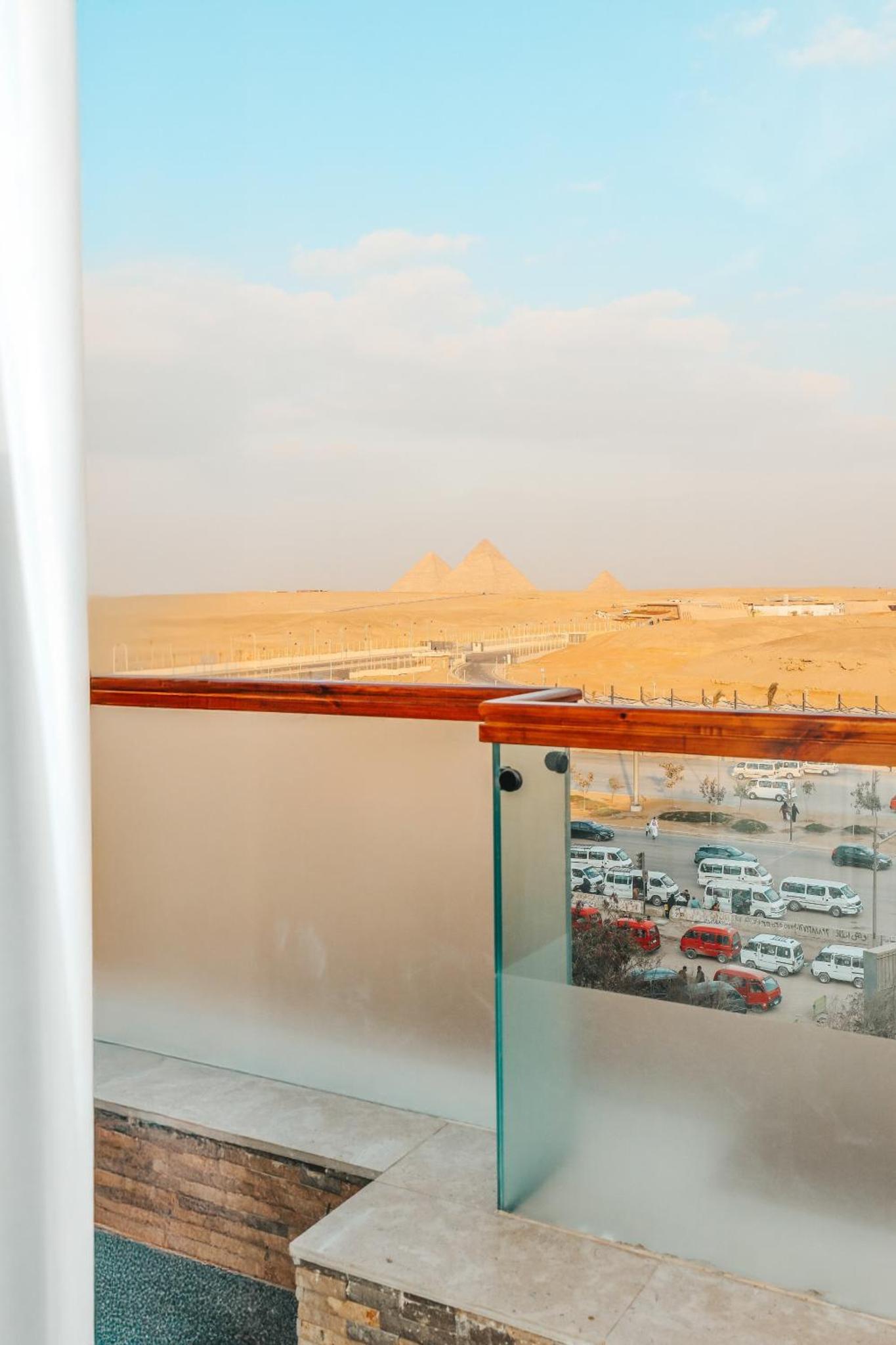 صورة 12 لـSultan Pyramids Boutique Hotel View