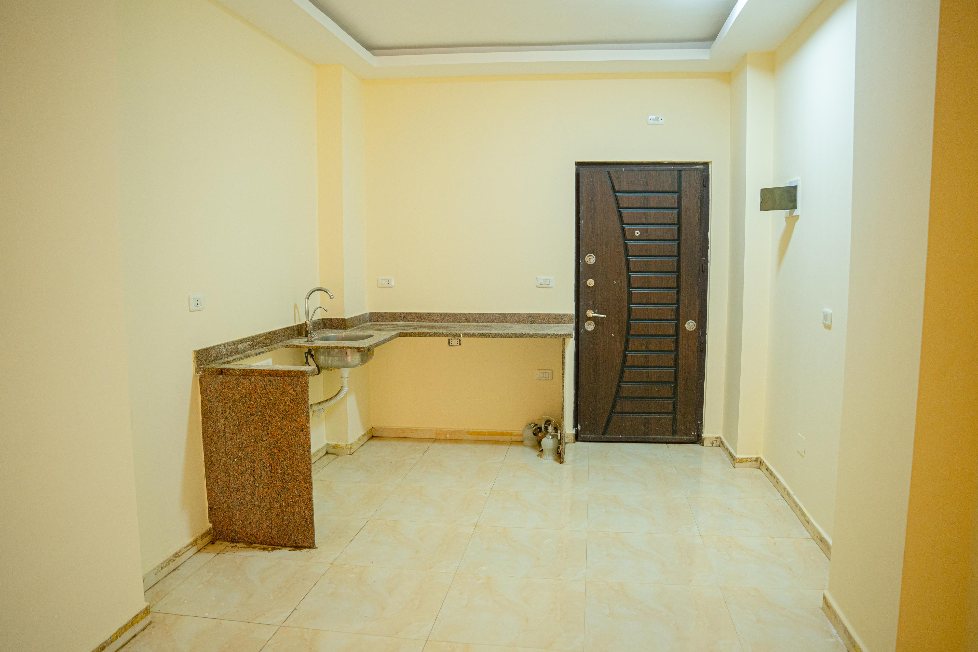 Photo 6 of Spacious Three-Bedroom Apartment in the Costa Blue Building,  Intercontinental District, Hurghada