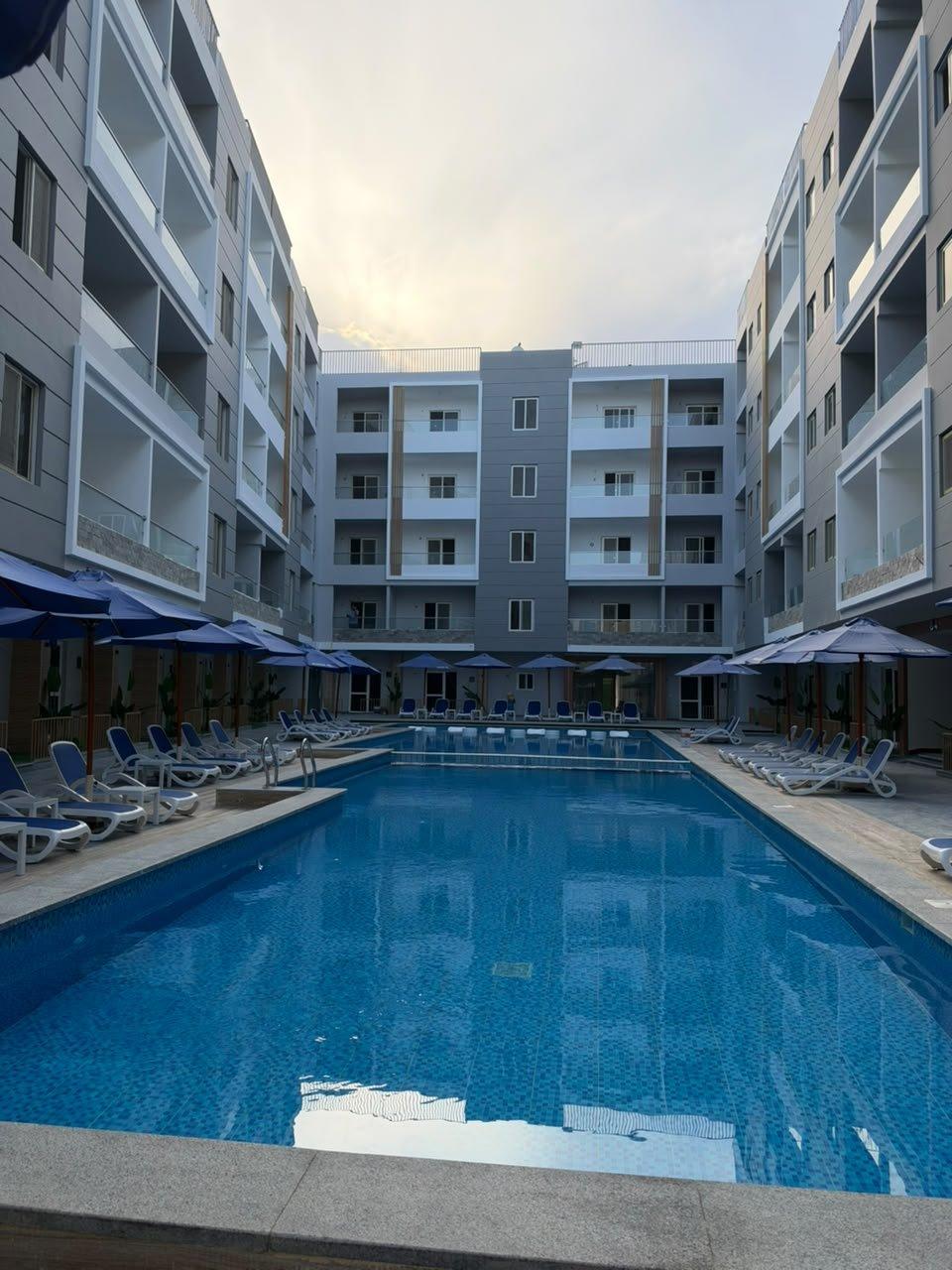 Photo 11 of 102 m² 2-Bedroom Apartment with Pool View in Mark Resort, Hurghada