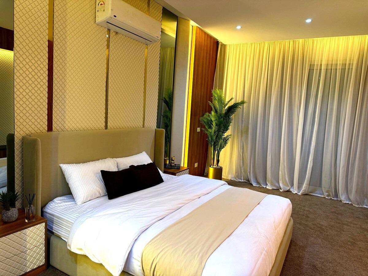Photo 6 of 6-Bedroom Villa in Greater Cairo