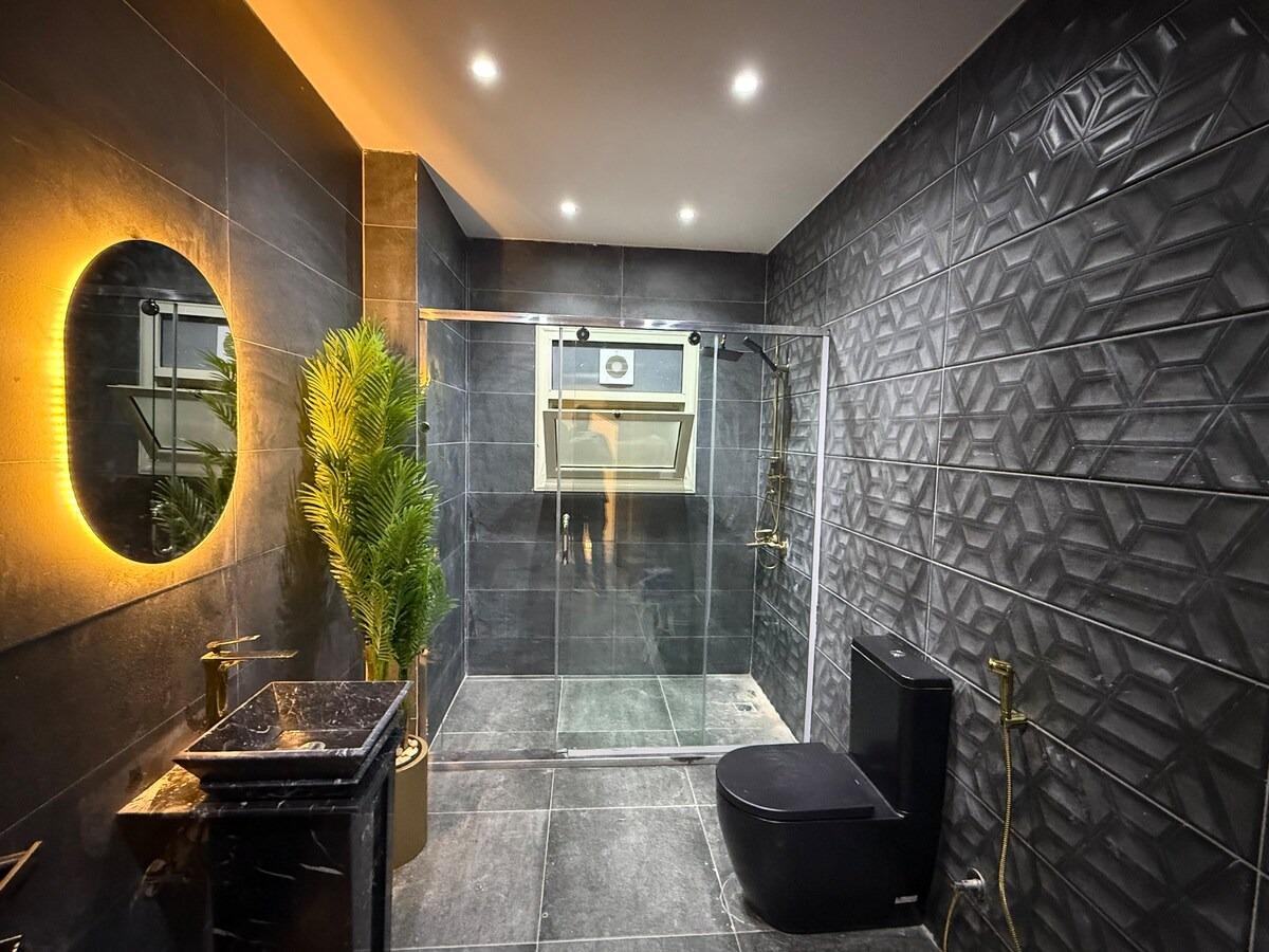 Photo 11 of 6-Bedroom Villa in Greater Cairo