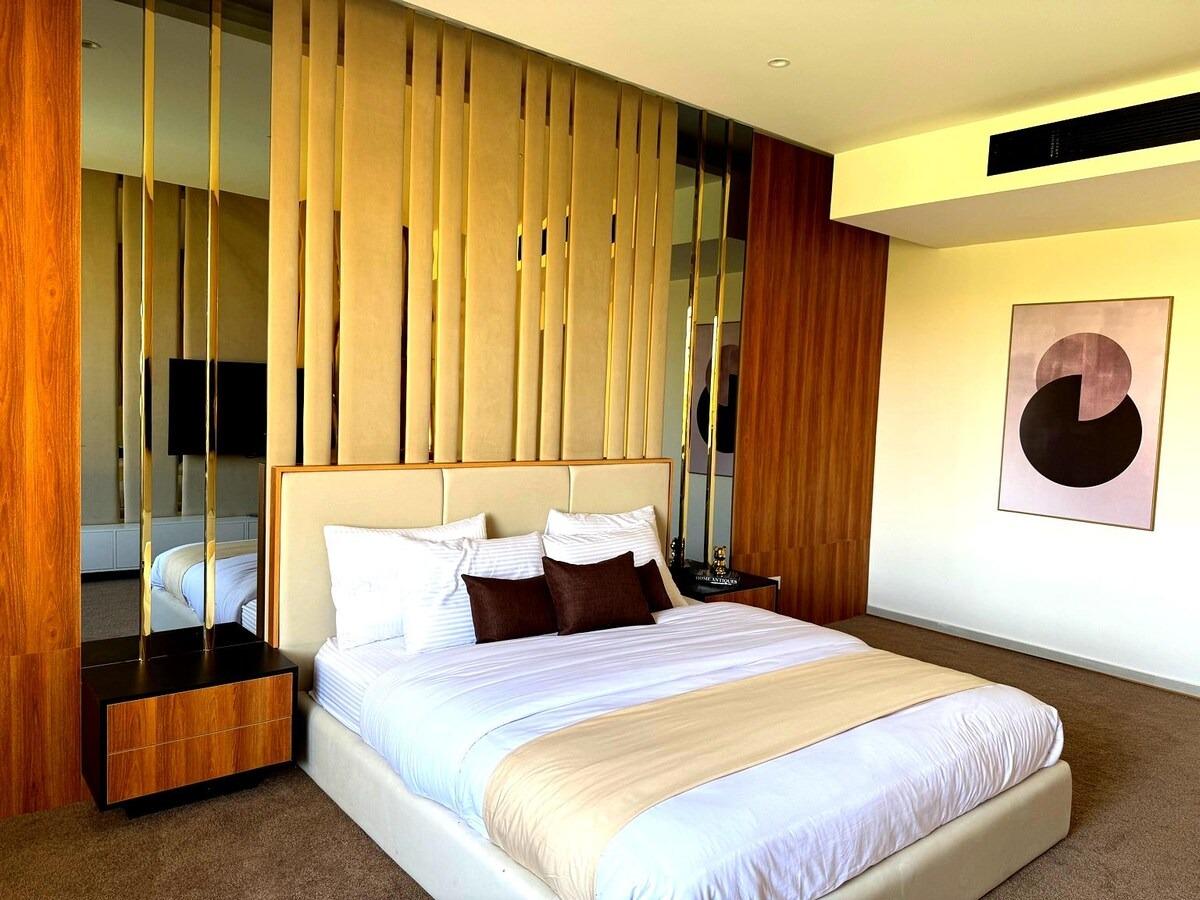 Photo 15 of 6-Bedroom Villa in Greater Cairo
