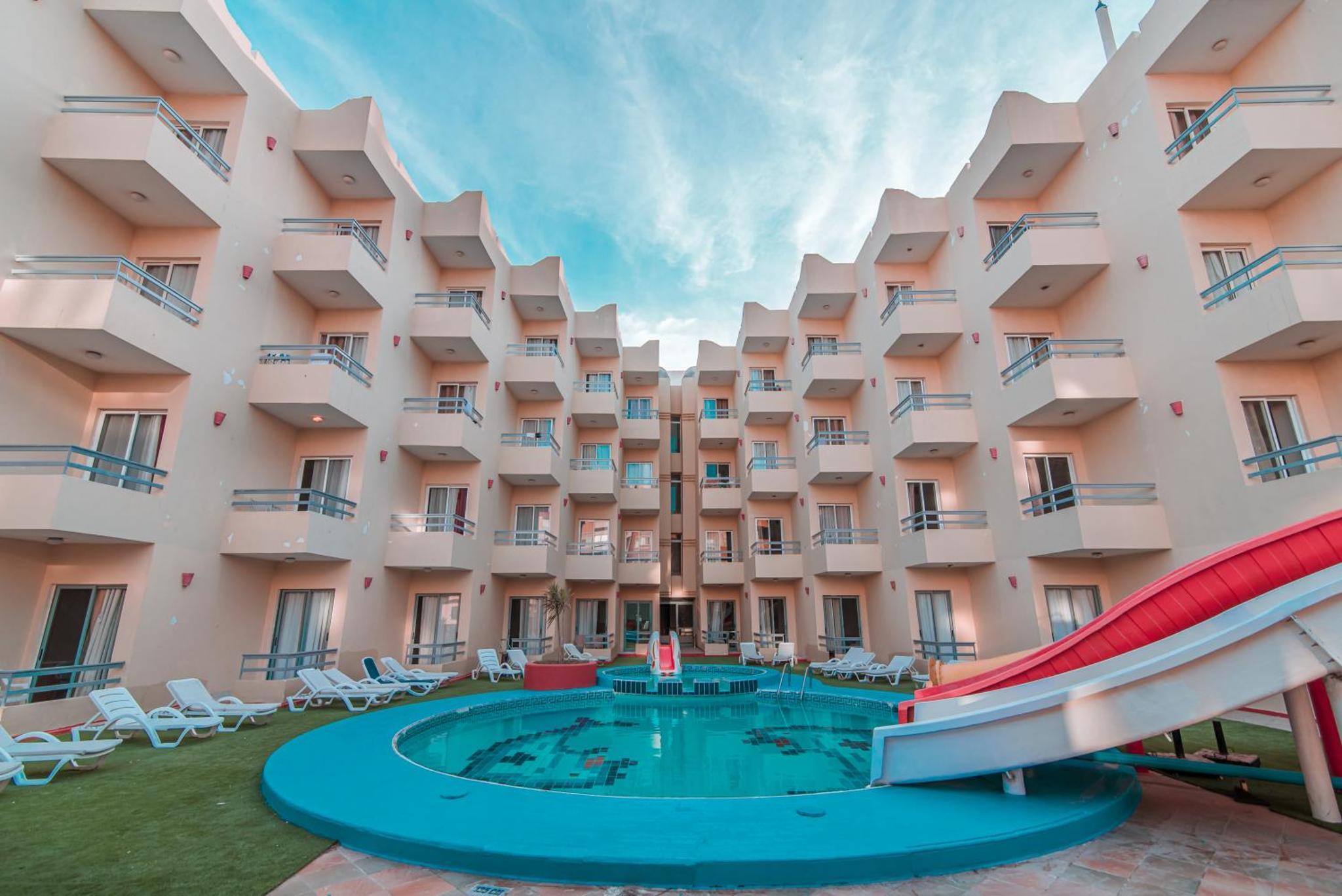 Photo 2 of Dexon Roma Hotel Hurghada