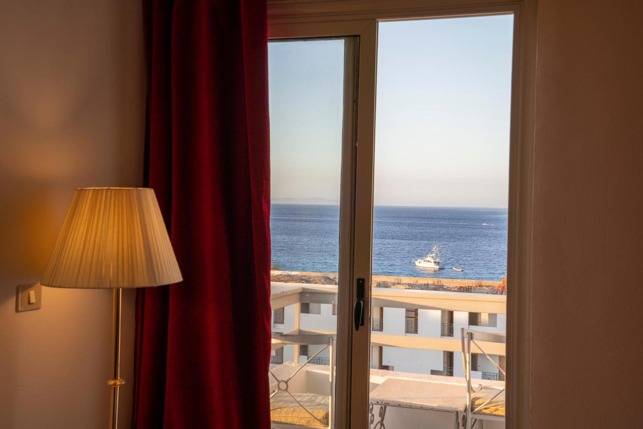 Photo 9 of Dexon Roma Hotel Hurghada