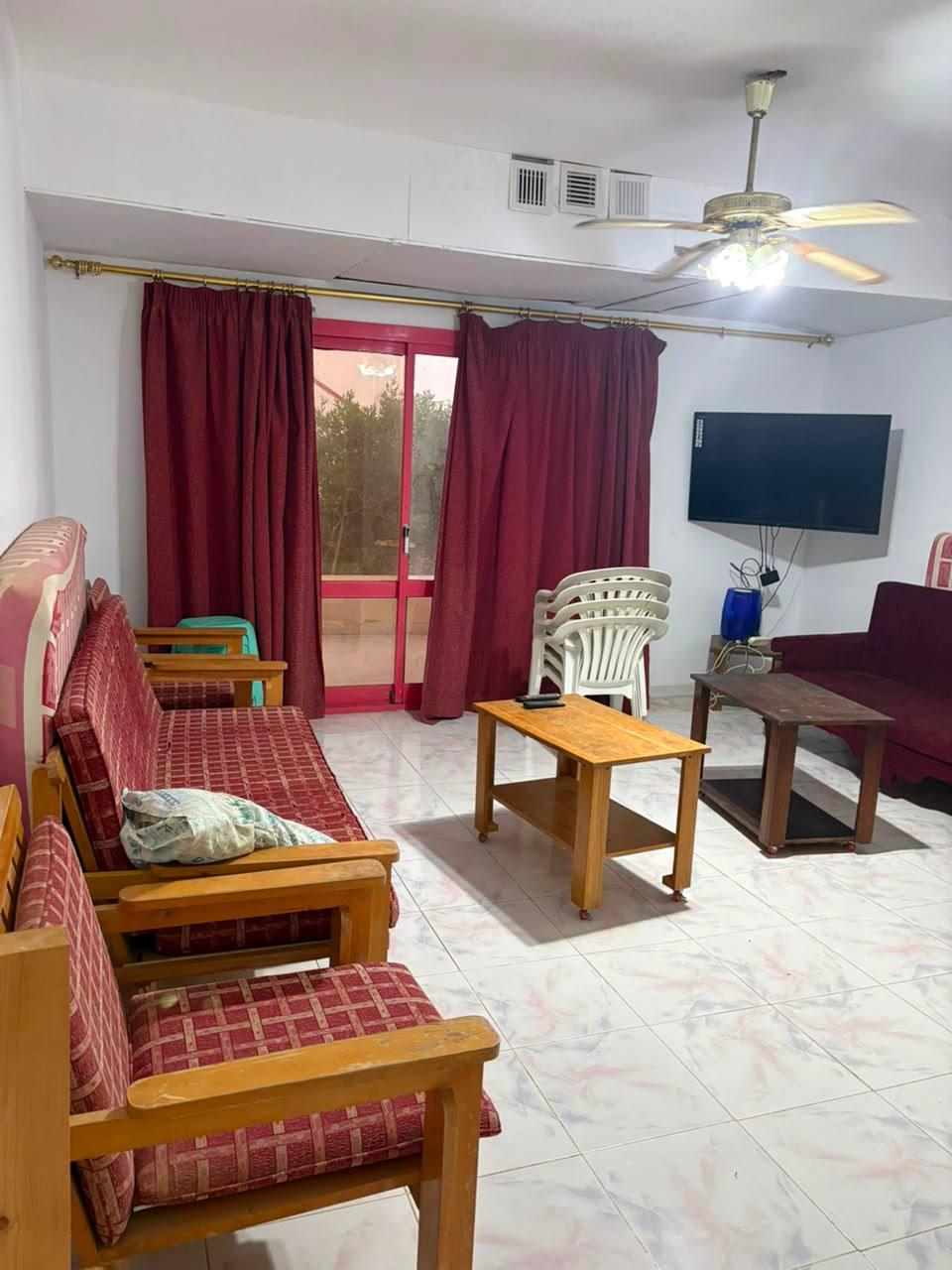 Santa Monika Chalet with Private Garden & Beach Access