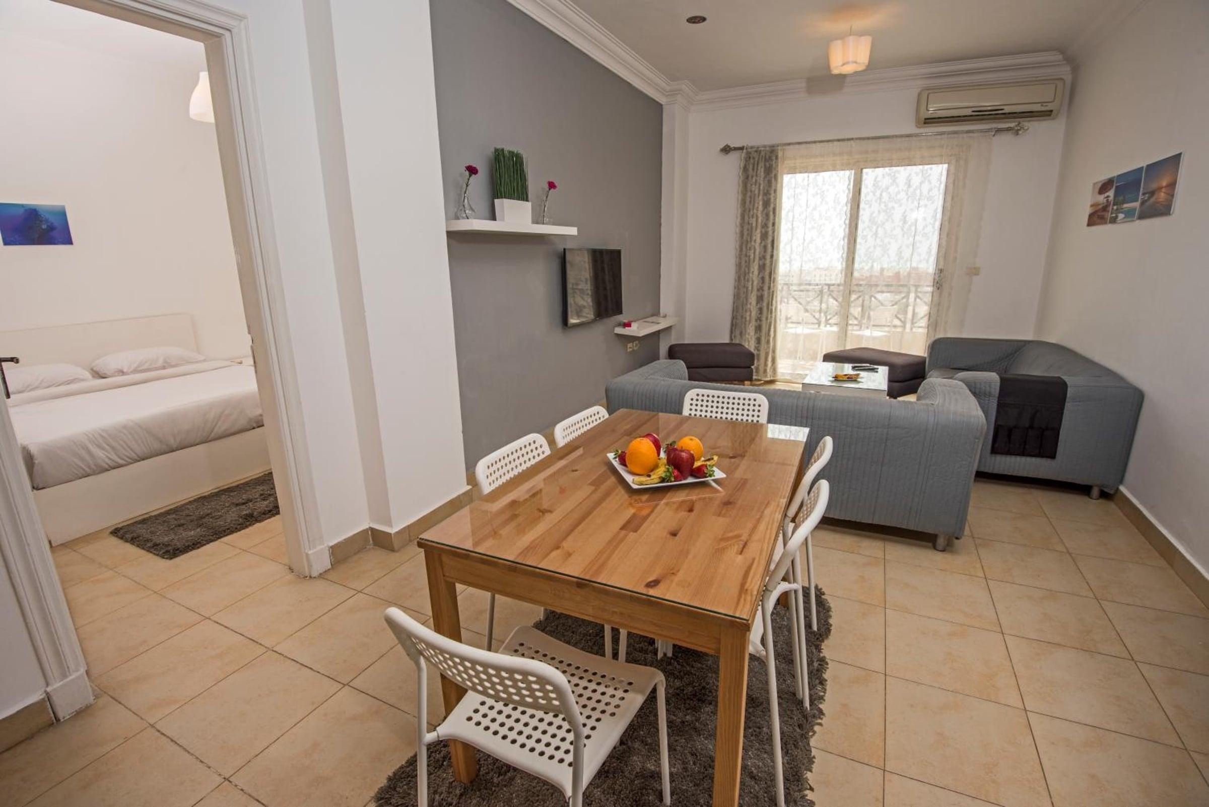 Standard 1-Bedroom Apartment with Partial Sea View, Al Hadaba, Hurghada
