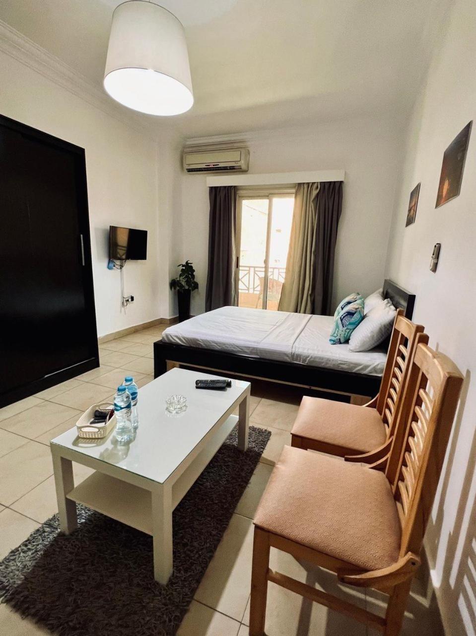 Standard Studio with Balcony – Lilly Apartments, Hurghada