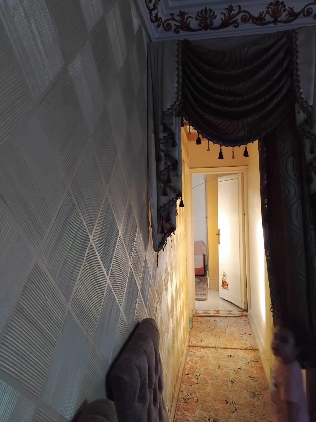 Photo 8 of شقه للبيع في الحي الرابع ب 6 اكتوبر