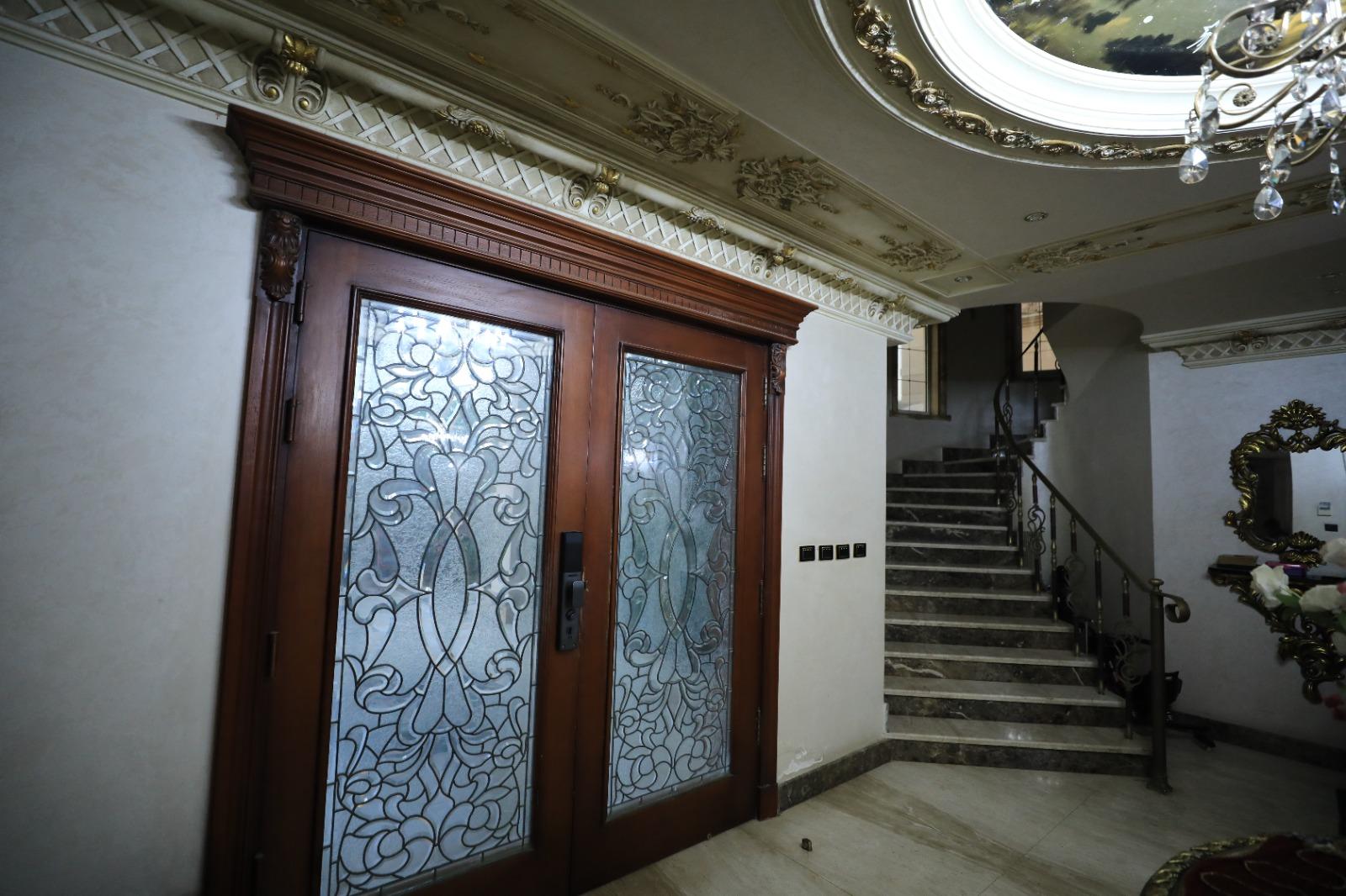 Photo 4 of Pool 6 Bedroom Villa in Royal City Lotus