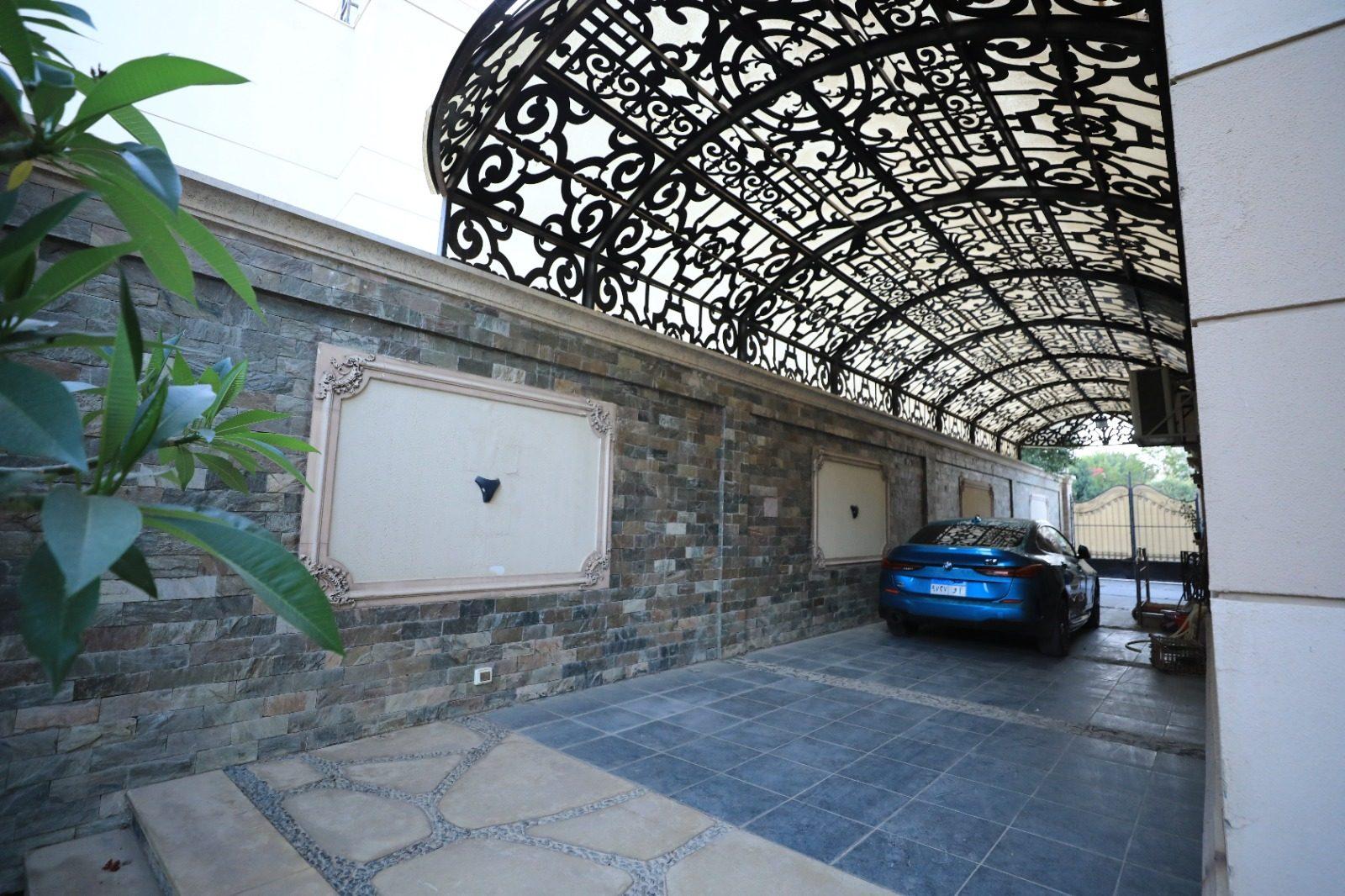 Photo 6 of Pool 6 Bedroom Villa in Royal City Lotus