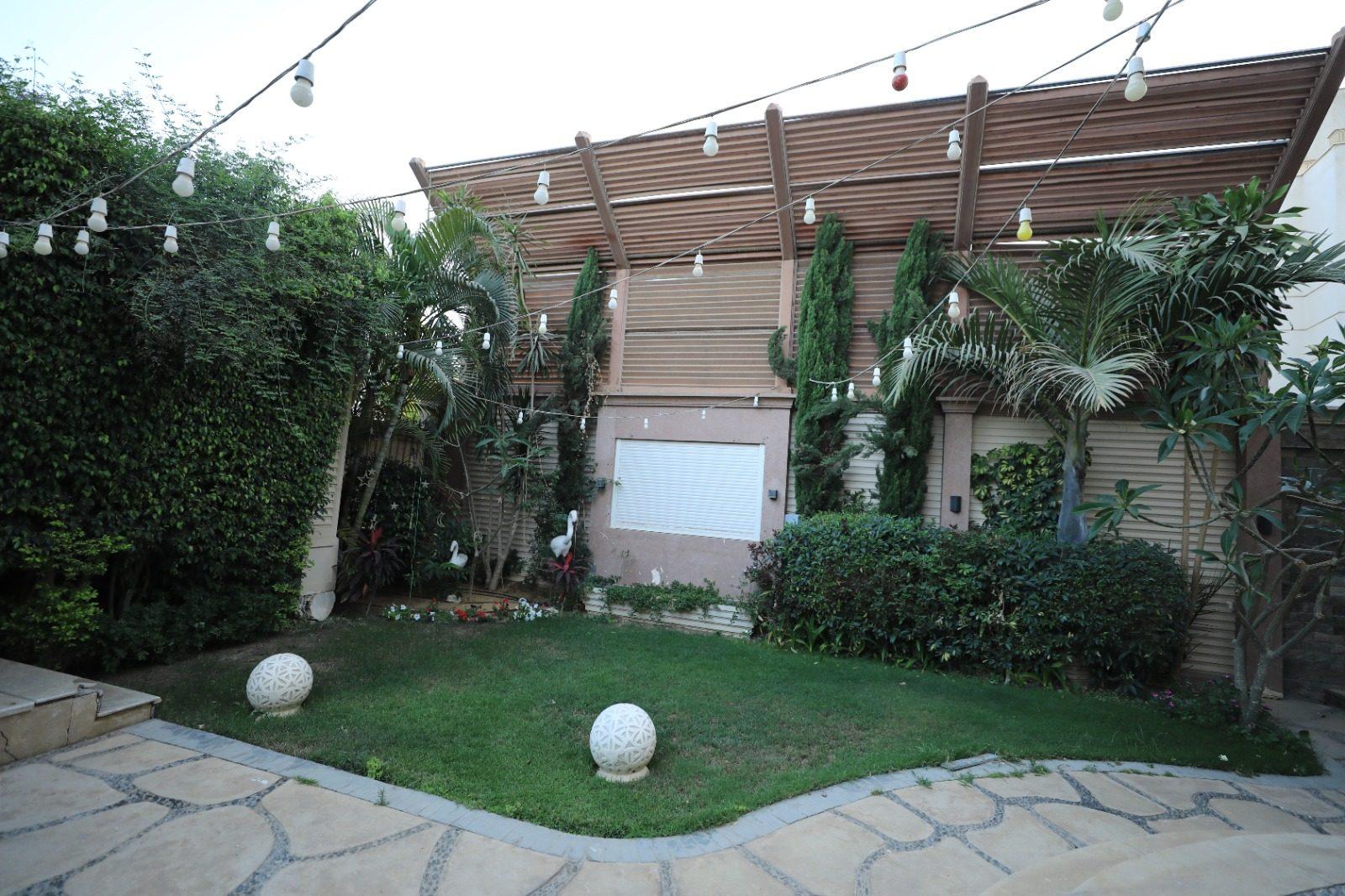 Photo 61 of Pool 6 Bedroom Villa in Royal City Lotus