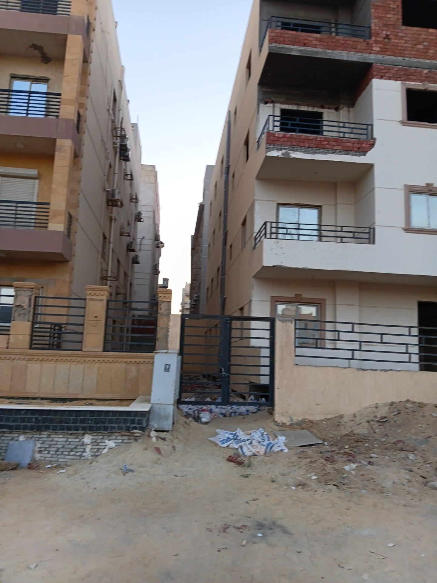 Photo 3 of Garden 3 Bedroom Apartment in Al Andalus 1