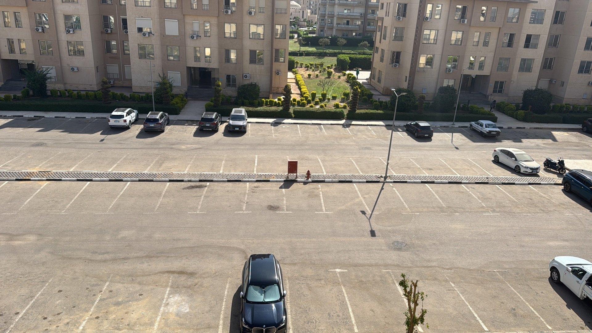 Foto 17 de Dúplex de 420 m² con 4 dormitorios y terrazas en venta en Wesal Views, El Shorouk