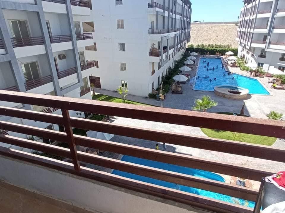 شالية فيو حمام السباحة موقع متميز 6