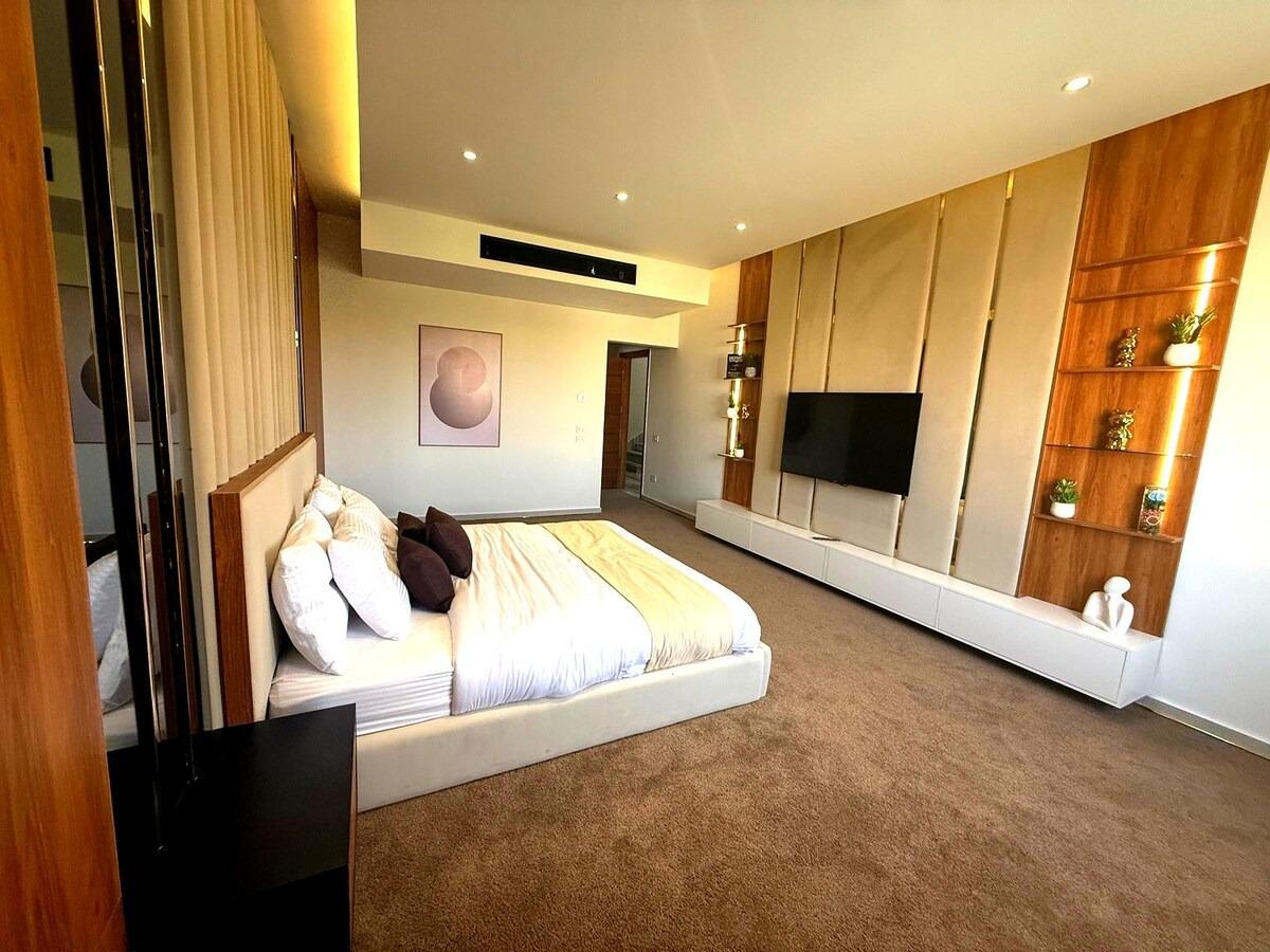 Photo 14 of 6-Bedroom Villa in Greater Cairo